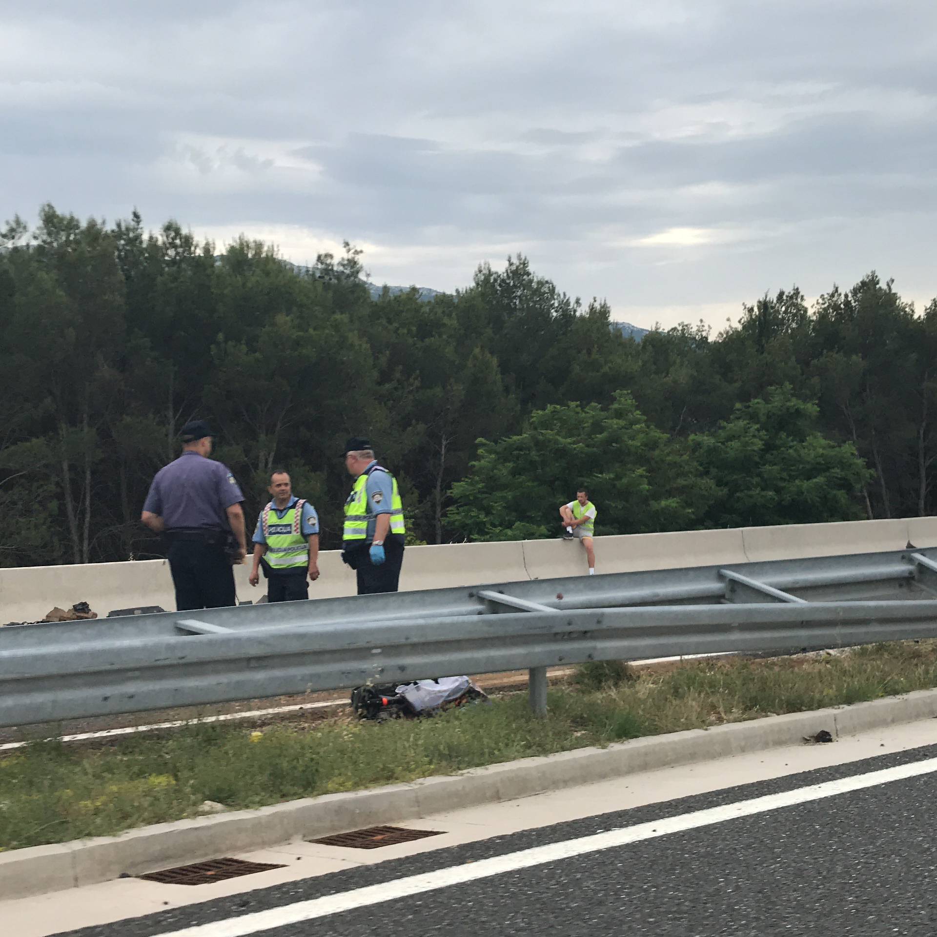 Sudar kombija i šlepera na A1: Jedan mrtav, troje ozlijeđenih