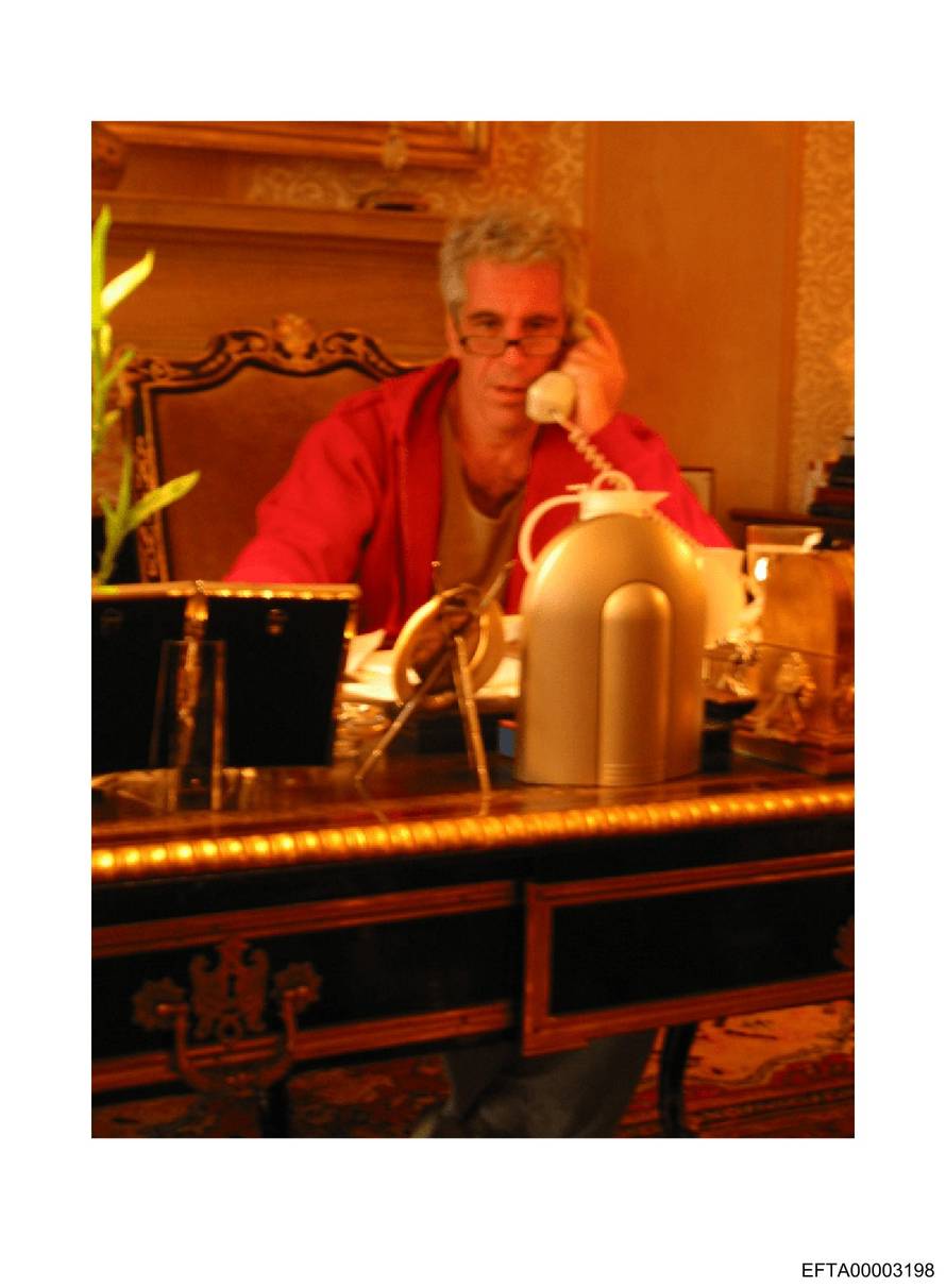 Ruskinje, privatni letovi, party na otoku: Ovako je Epstein gradio svoju mrežu sa slavnima