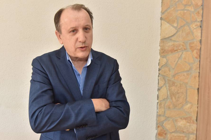 Bećar je prijetio susjedi smrću? Policija je privela načelnika Općine Perušić Ivicu Turića
