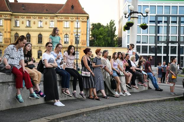Zagrepčani uživaju u Ljetnim večerima HNk-a