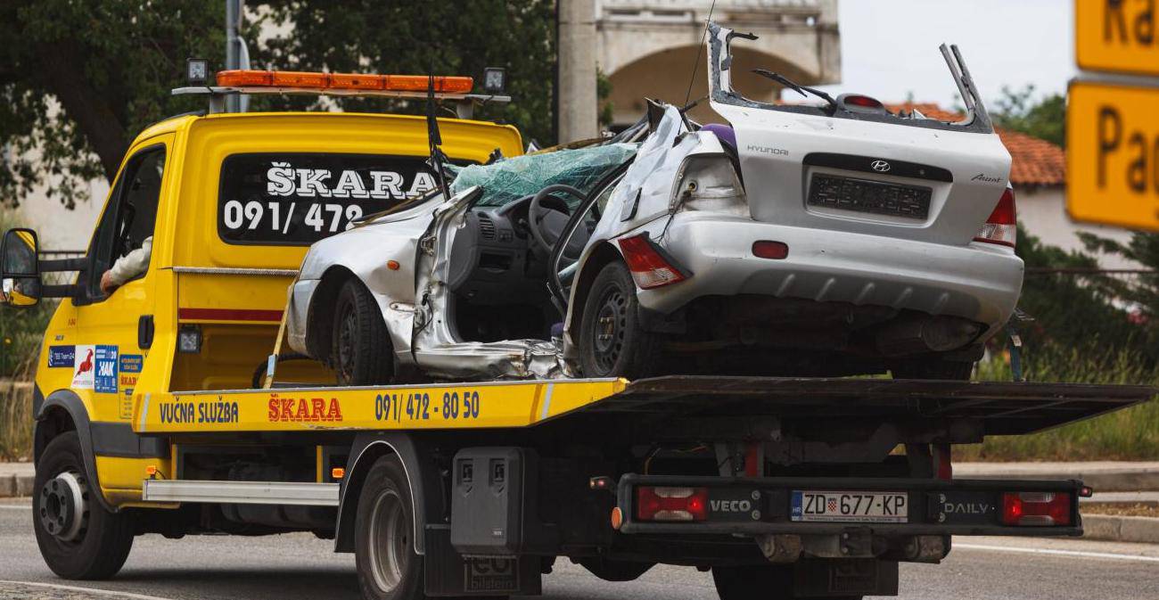 Teška prometna nesreća blizu Zadra: Poginulo je dvoje ljudi...