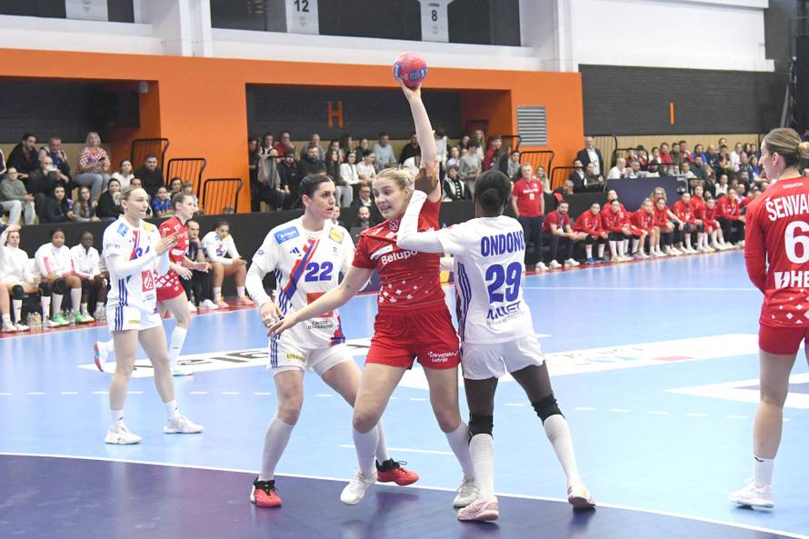 Bjelovar: Kvalifikacijska utakmica za EURO, Hrvatska - Francuska