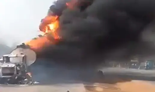 VIDEO Užas u Nigeriji! Najmanje 60 ljudi poginulo u eksploziji cisterne: 'Žrtve su lokalci...'