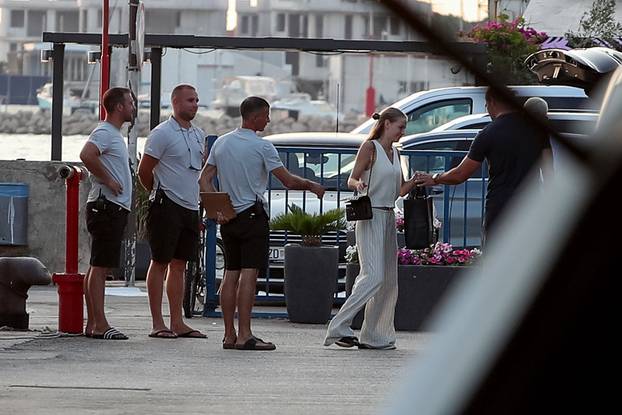 EKSKLUZIVNO Zadar: Dani Olmo s djevojkom i prijateljima odmara na luksuznoj jahti