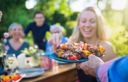 Chill&Grill počinje 24. lipnja na Jarunu, gdje vas čeka odlična klopa i glazba uživo...