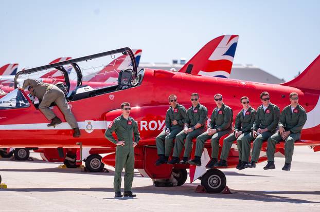 Zadar: Krila Oluje i akrobatska grupa Britanskog ratnog zrakoplovstva predstavili letačke programe