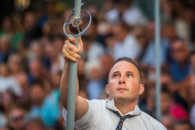 Sinj  - Odrzana  Bara Prva trka 309 Sinjske Alke. 