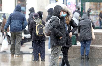 Spremili ste zimske jakne? Opet će vam trebati, stiže nam snijeg