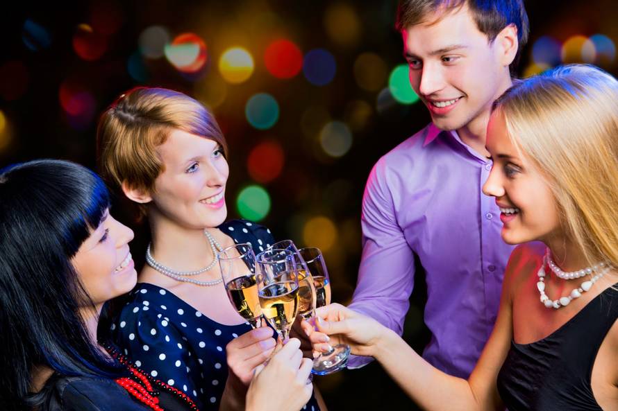 Arena casino: Mi darujemo, ti slaviš