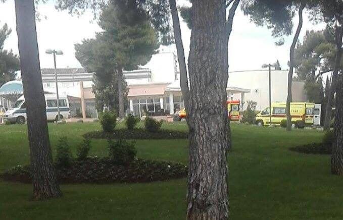 Pred turistima: Upucao dvoje ispred hotela, bježi u BMW-u