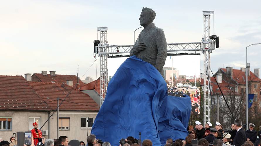 Otkrili spomenik Tuđmanu, evo tko je sve bio među uzvanicima