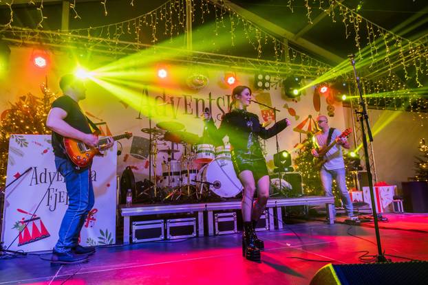 Split: Koncert Vesne Pisarović na splitskoj Adventskoj Fjeri