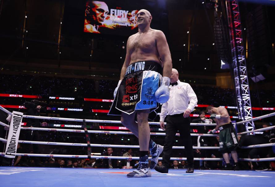 Tyson Fury v Arslanbek Makhmudov