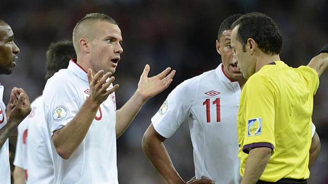 Soccer - 2014 FIFA World Cup - Qualifier - Group H - England v Ukraine - Wembley Stadium
