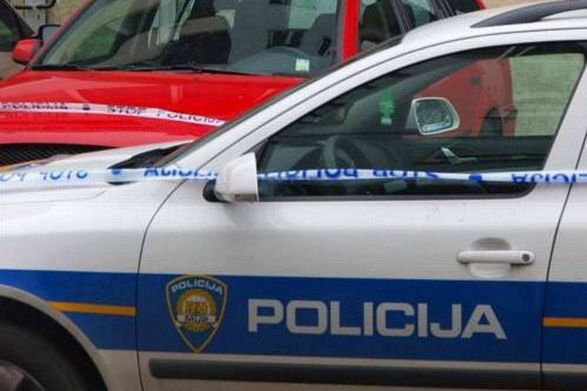 Dubrovnik: Autobus je udario ženu na pješačkom prijelazu