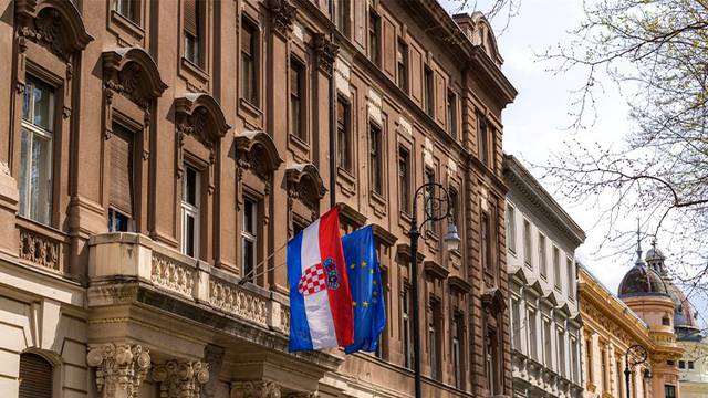 Hrvatska proglasila 3 političara iz Crne Gore nepoželjnima