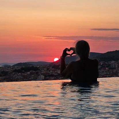 FOTO Pogledajte kako se ovog ljeta provela Gazdina kći: Malo mora, malo glazbe i puno srca...