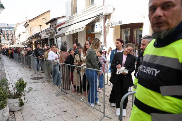 Sarajevo: Prodaja ulaznica za koncert Dine Merlina na Koševu