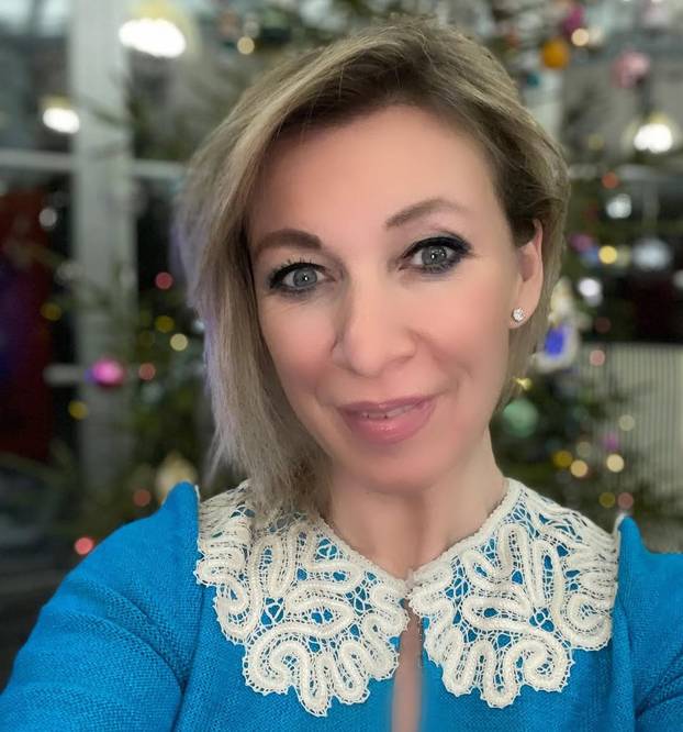 FOTO Zaharova bocnula Srbiju: 'Svjesni su rizika...';  Fotografije s njene svadbe 'zapalile' mreže