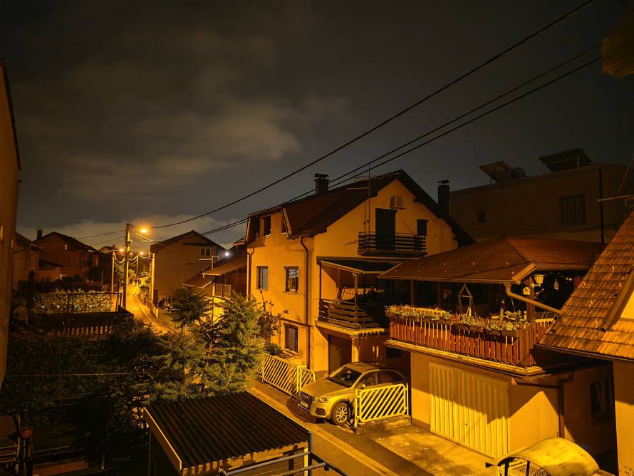 Isprobali smo Honor 400 Pro: Može baš sve kao duplo skuplji