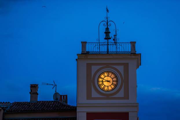 Gradske fotografije u sumrak grada Rovinja