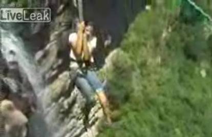 Najopasniji bungee skok je na Victorijinim slapovima