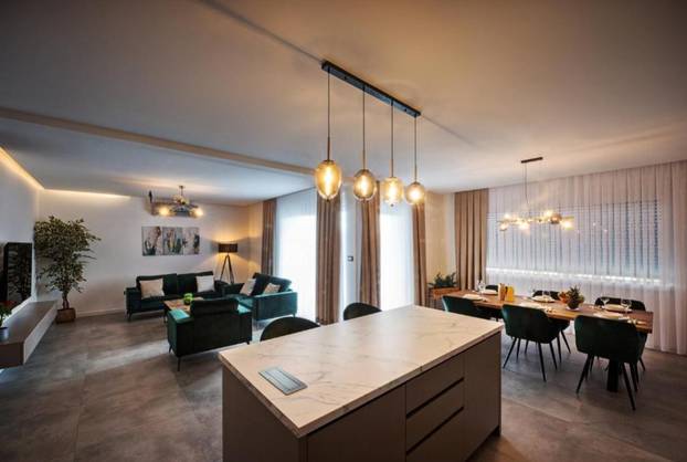 FOTO Ovo je vila za najam od čije vas cijene neće boljeti glava: Ima bazen i lijepu terasu