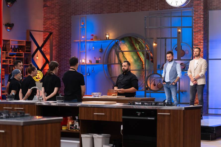 Eliasa svladale emocije usred stres testa: 'Nedostaju mi obitelj, žena i djeca...'