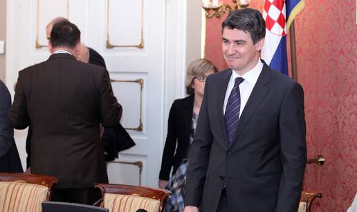 Milanović ispunio formulare za vizu, ide na summit NATO-a