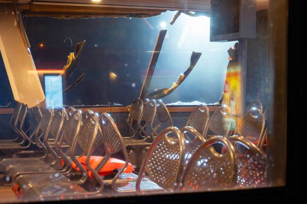 U Hamburgu se sudarila dva broda, ozlije?eno 11 osoba