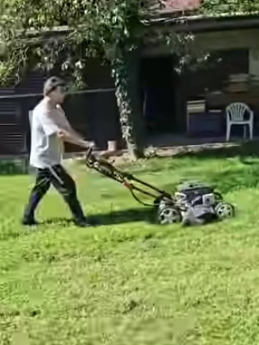 Duško Lokin (82) ima novi duet, a nama otkrio: Moram biti u formi jer pjevam i po tri sata