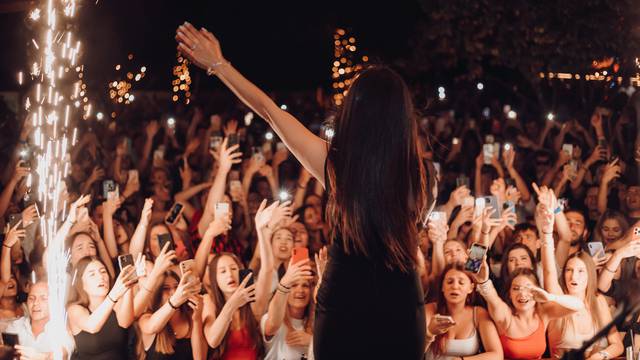 Vodice postaju središte zabave! Koncerte najavili eurovizijska predstavnica i trap zvijezde...