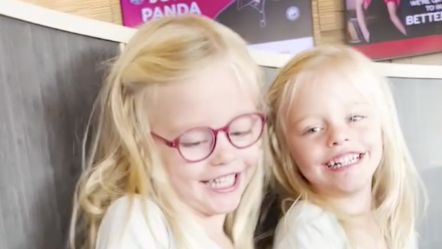 Djevojčica spasila život sestri blizanki slanjem signala dok su još bile u majčinom trbuhu
