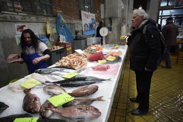 Rijeka: Ponuda ribe na riječkoj ribarnici