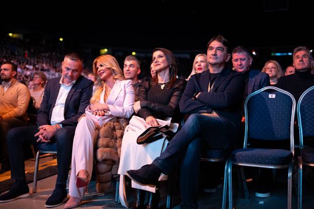 Zagreb: Andrej Plenković uz druga poznata lica na koncertu Tomislava Bralića i klape Intrade