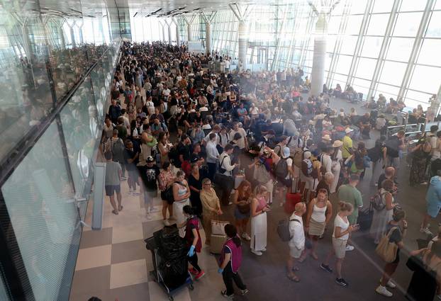 Split: Gužve u zračnoj luci zbog otkazanih letova nakon hakerskog napada