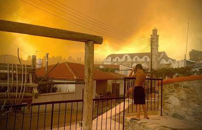 Golemi požar opustošio Cipar: Napokon ga stavili pod kontrolu
