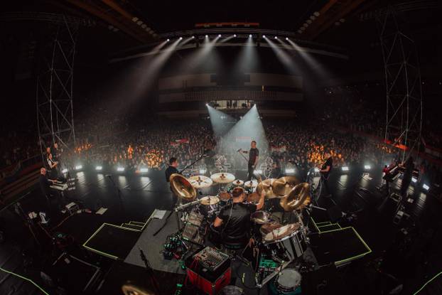 FOTO Pogledajte atmosferu s prvog koncerta Thompsona na prepunim splitskim Gripama