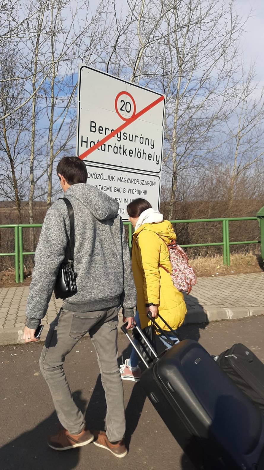 'Putujem s bebom već 18 sati...'