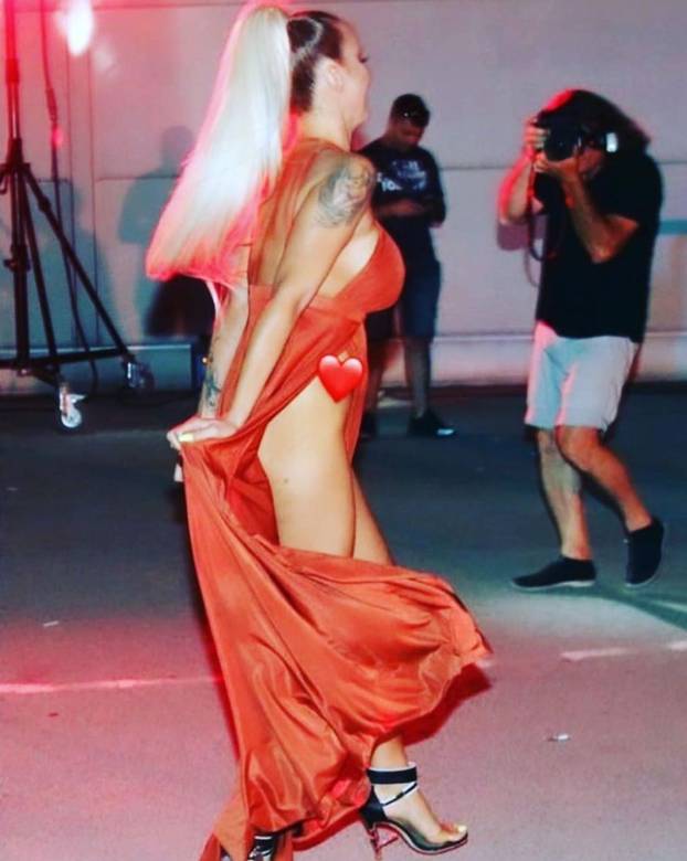 FOTO Nećete vjerovati kome je 'divlja' Dajana prepustila posao nakon što je istukla ZET-ovca!