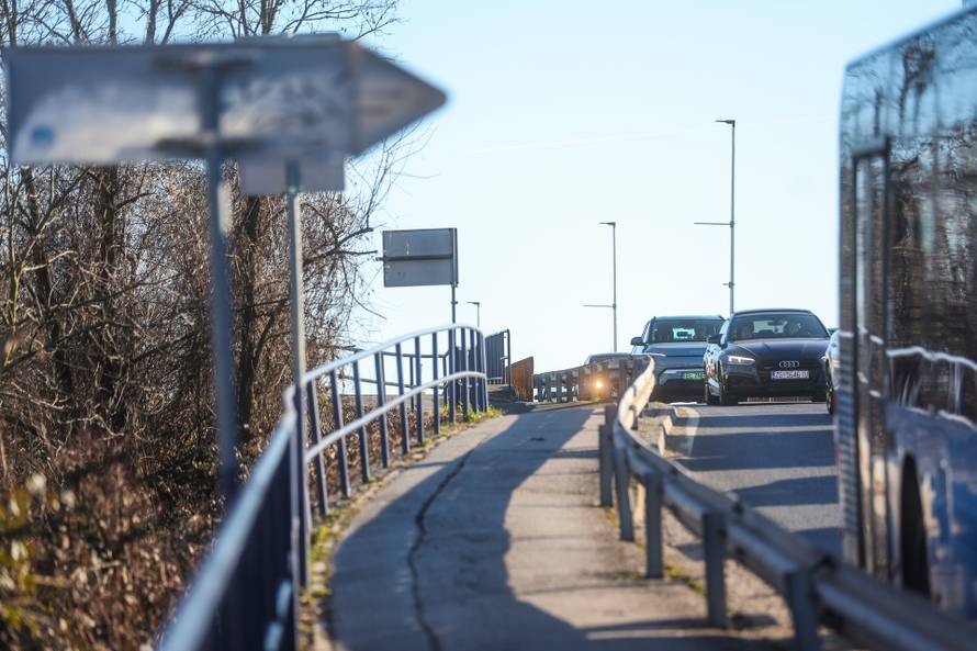 24sata Zagreb: Prometni kolaps u središtu Sesveta