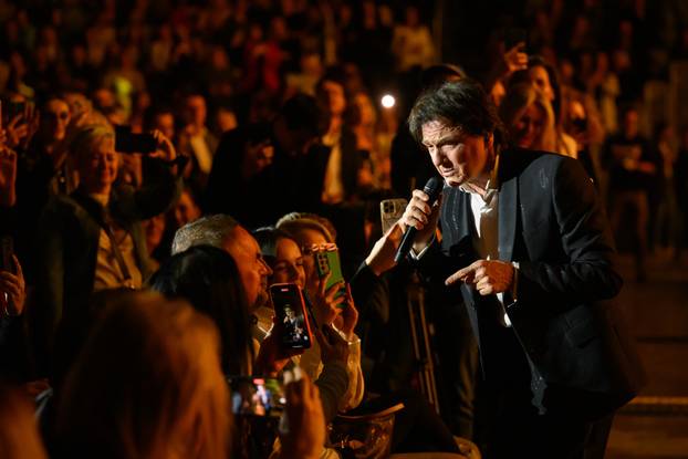 Zdravko Čolić održao je koncert u Areni Zagreb