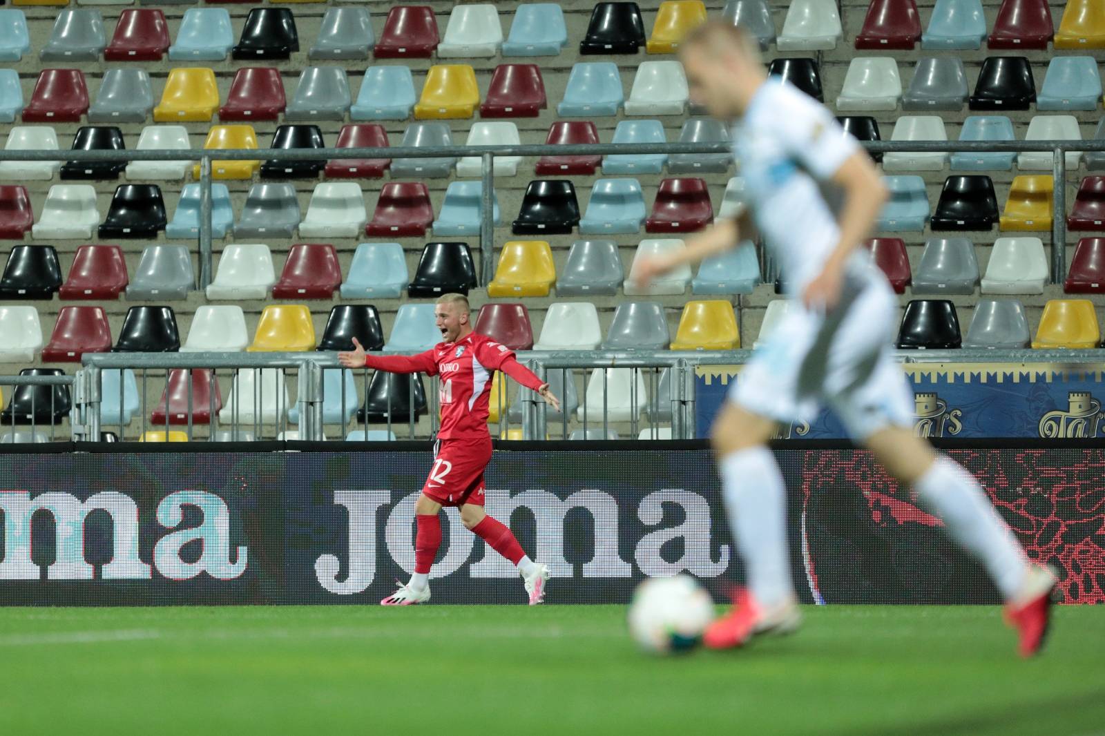 Drugi polufinalni susret Hrvatskog kupa između HNK Rijeka i NK Osijek