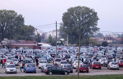 EU uredbom želi zabraniti izvoz starih automobila, umjesto toga žele ih poslati na recikliranje