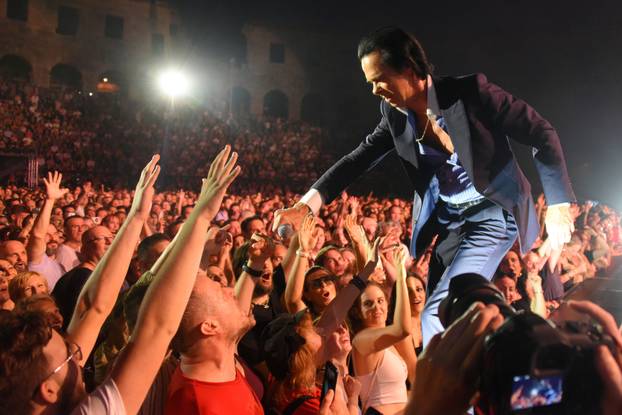 Pula: Nick Cave napunio Arenu i drugu večer