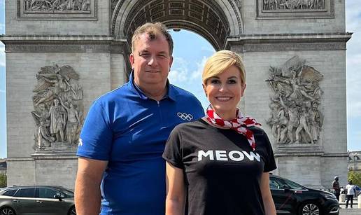 FOTO Opa, koja majica! Kolinda opet privukla pažnju u Parizu