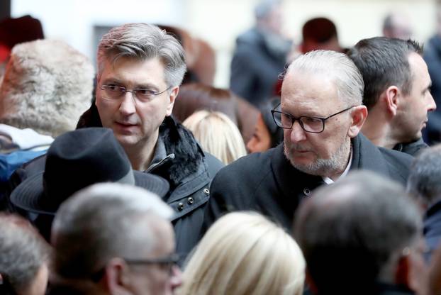 Zagreb: Andrej Plenkovi? u društvu Davora Božinovi?a popio je kavu na špici 