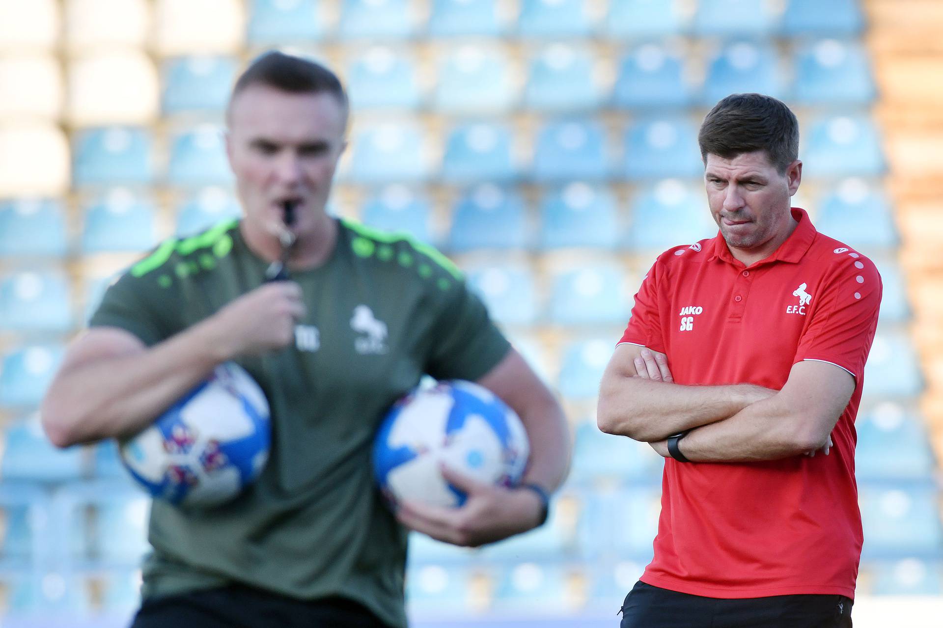 Stevan Gerrard trener Al Ettifaqa na zagrijavanju uoči prijateljske utakmice sa NK Varaždin 