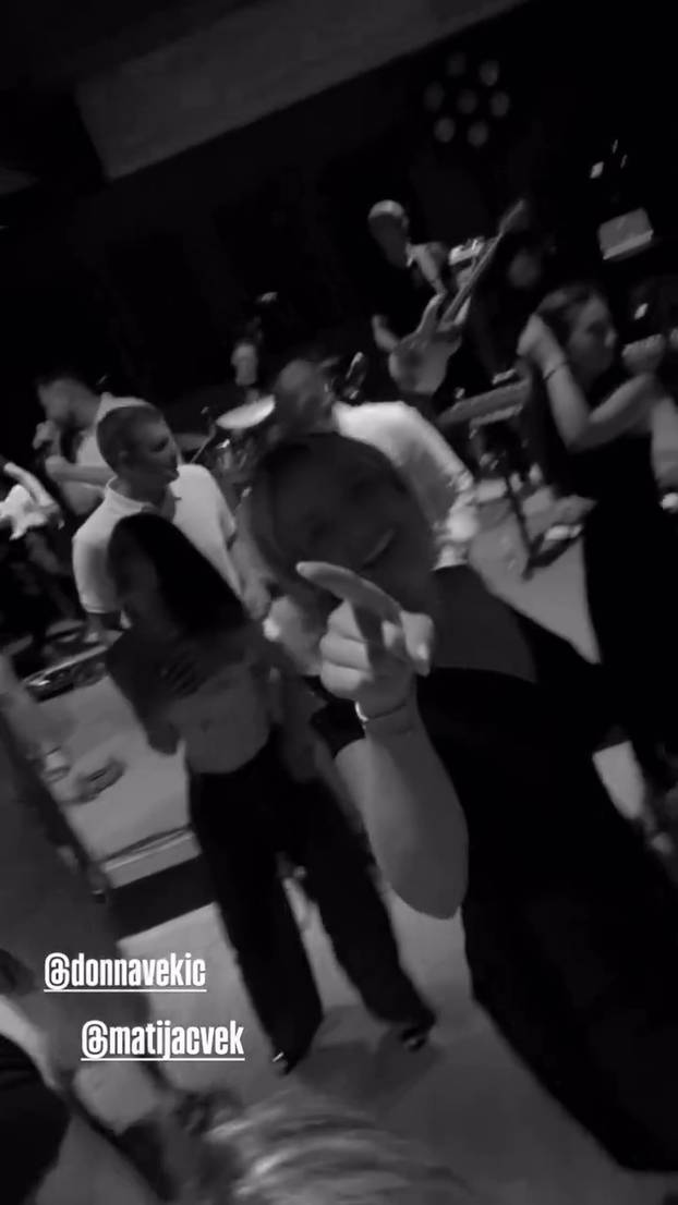 FOTO Zaigrana Donna Vekić je dovela legende u Osijek pa se rasplesala na privatnom tulumu