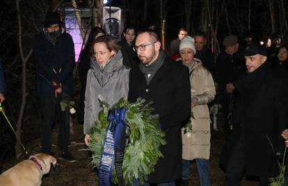 Na Sljemenu spomen-ploča za ubijenu obitelj Zec: 'Nitko za to nije odgovarao i to je sramota'